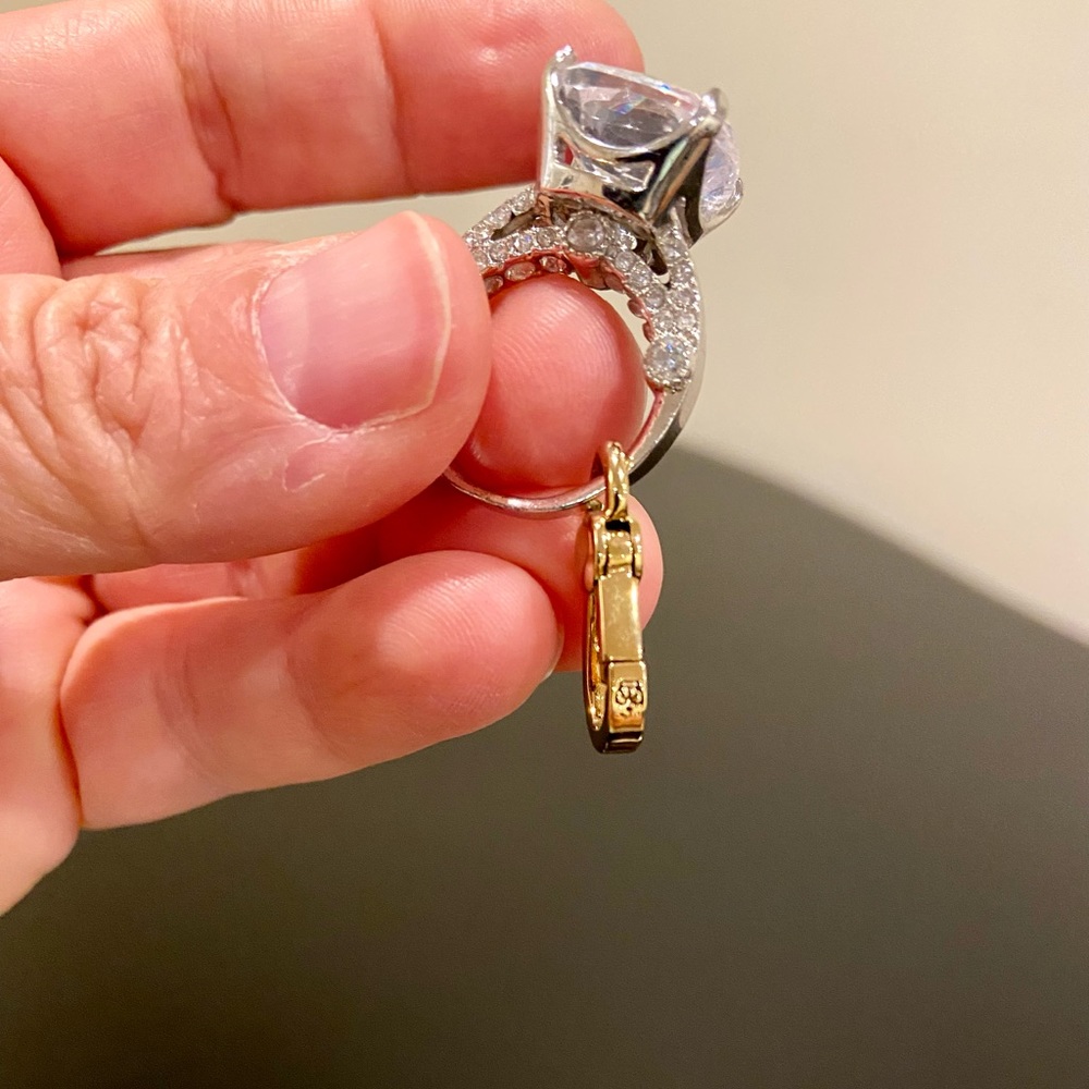 authentic rare luxury Juicy Couture engagement ring charm - Picture 14 of 17